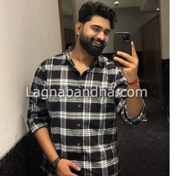 Maratha Matrimony Pune - Candidate Photo | Lagnabandha