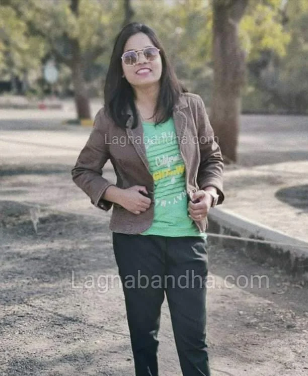 Maratha Matrimony Pune - Candidate Photo | Lagnabandha