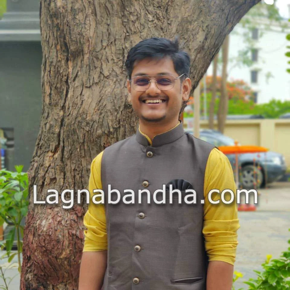 Maratha Matrimony Pune - Candidate Photo | Lagnabandha