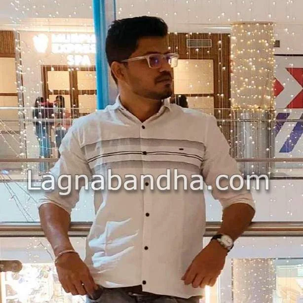 Maratha Matrimony Pune - Candidate Photo | Lagnabandha