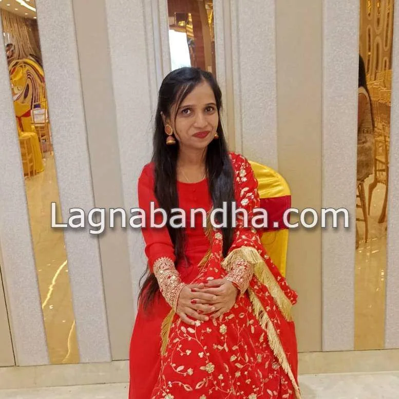 Maratha Matrimony Pune - Candidate Photo | Lagnabandha