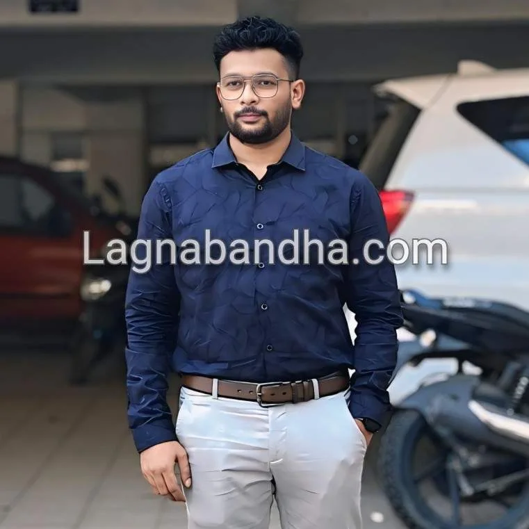 Maratha Matrimony Pune - Candidate Photo | Lagnabandha